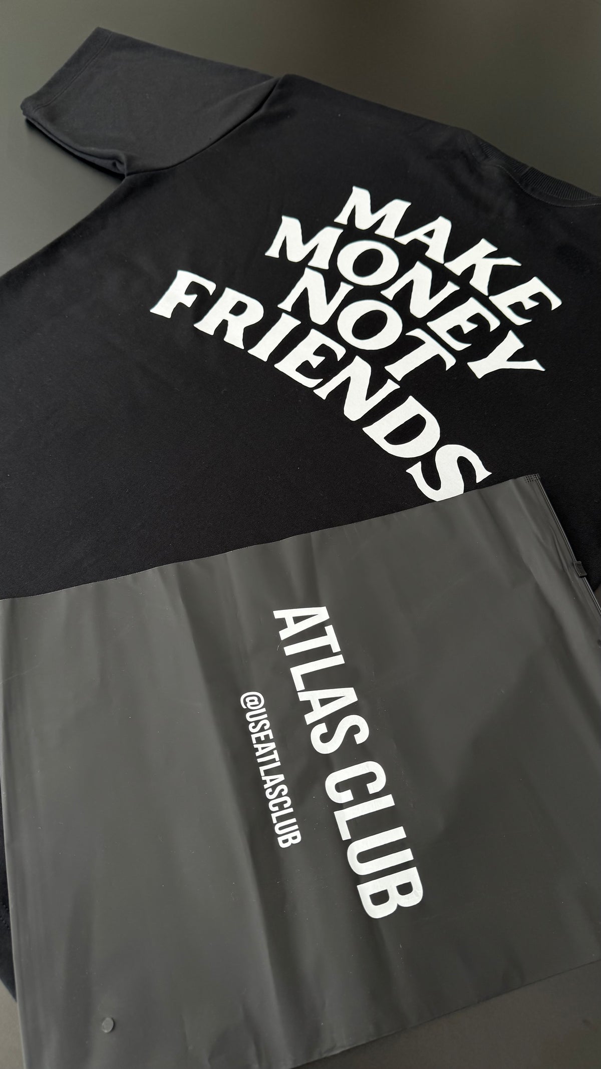 Camiseta Make Money Not Friends